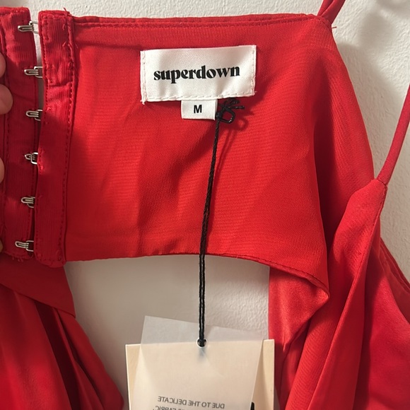 Red cut out dress size medium - Picture 3 of 3